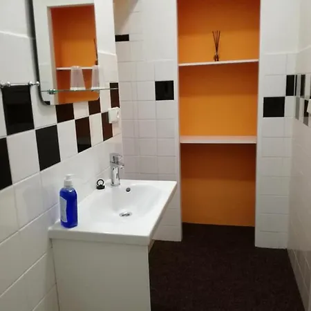 Dj-penzion Maison d'hôtes 3*